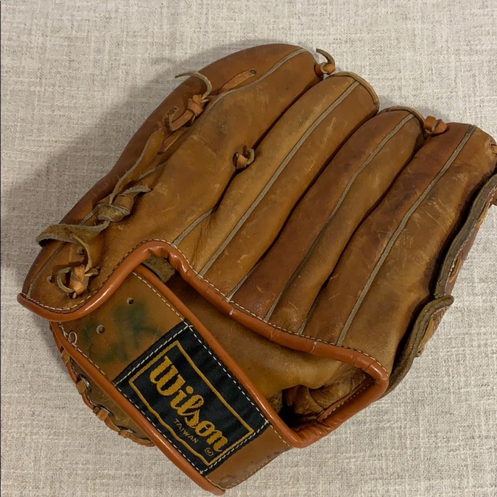 Wilson - Baseball gloves Left Hand